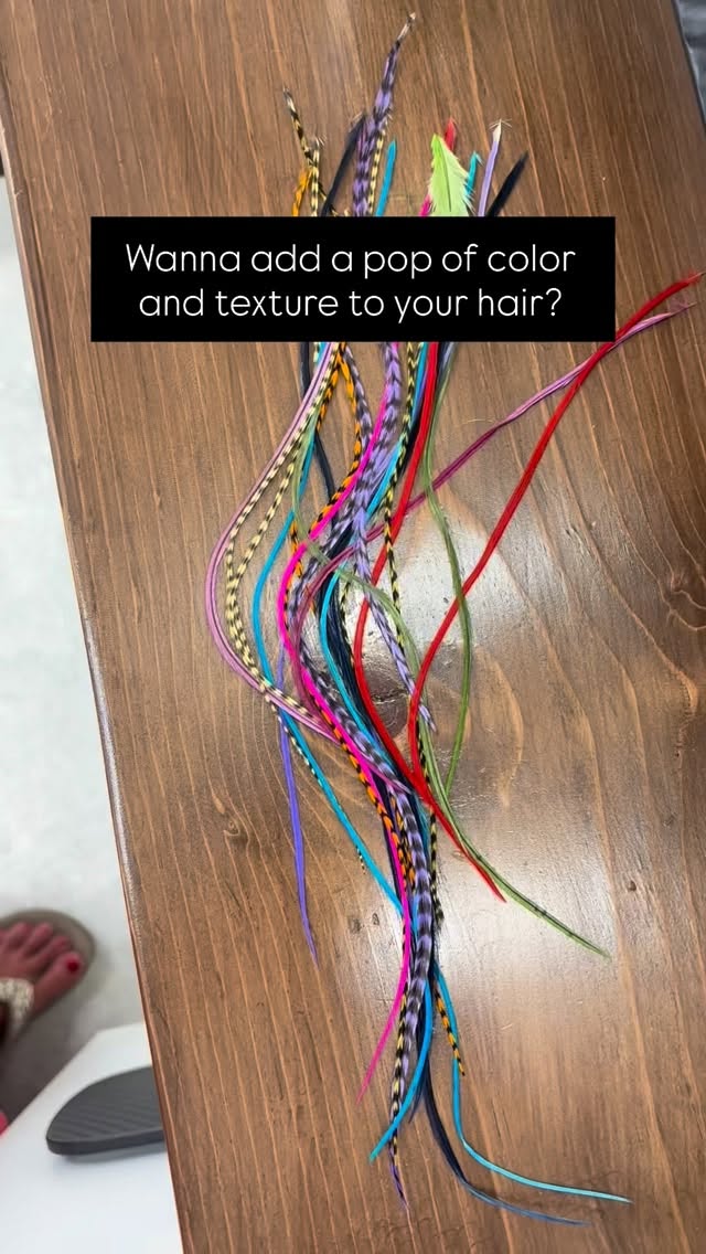 Hair feathers are such a fun addition to your festival, concert, renaissance faire or summer look! Come see me @salon_blushingbeautyco in #nilesmichigan 

#hairfeathers #bohohair